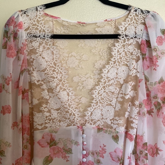 Victorias Secret For Love & Lemons Fall 2019 Collection - Picture 4 of 6